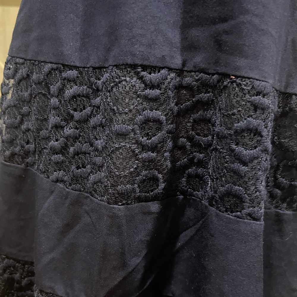 Doe & Rae Dress Size Medium - Picture 2 of 3